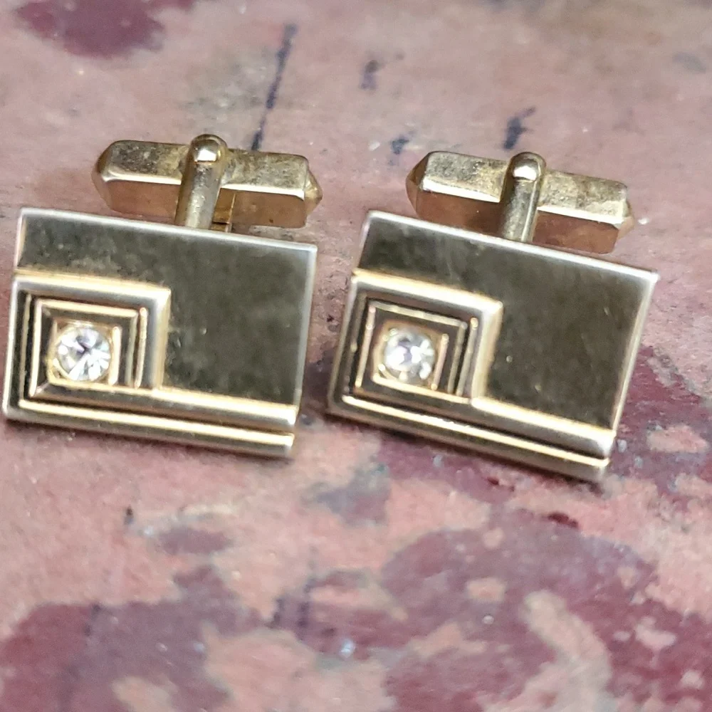 Swank Vintage Cufflinks gold Tone Rectangle w/ clear stone